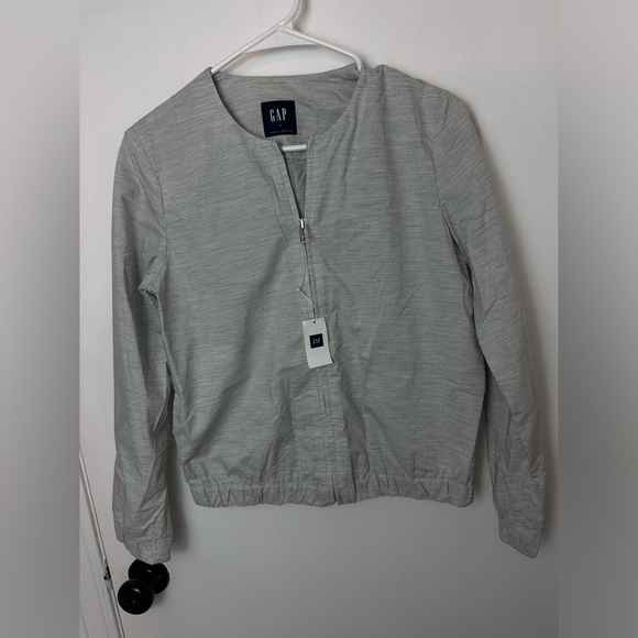 Gap NWT Gray lightweight zip up jacket with elastic waist size Small #1511 - Picture 1 of 7